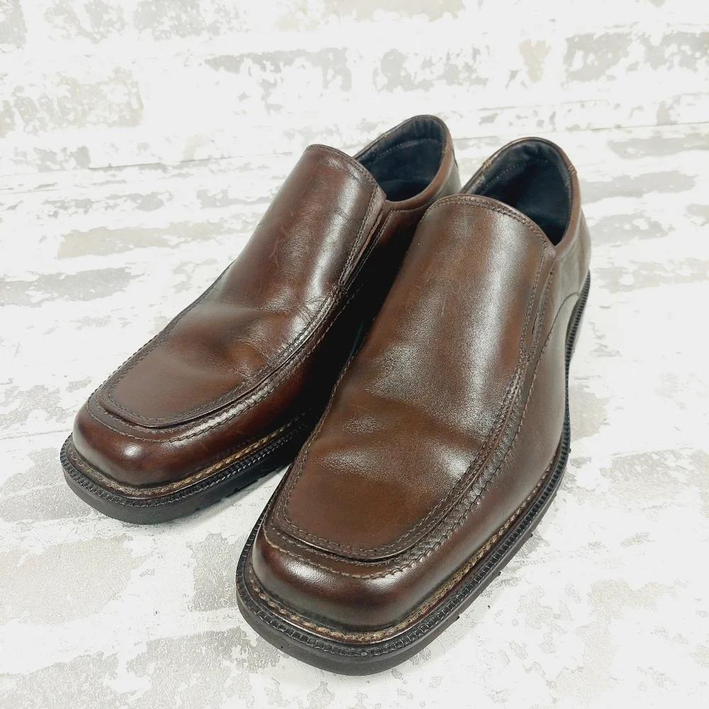 Johnston and Murphy Norvell Venetian Mahogany Leather Square Toe Loafers A581